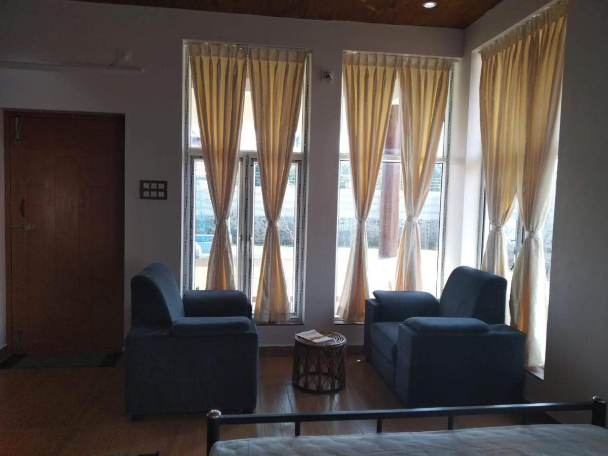 פונדיצ'רי Waves Beach House מראה חיצוני תמונה